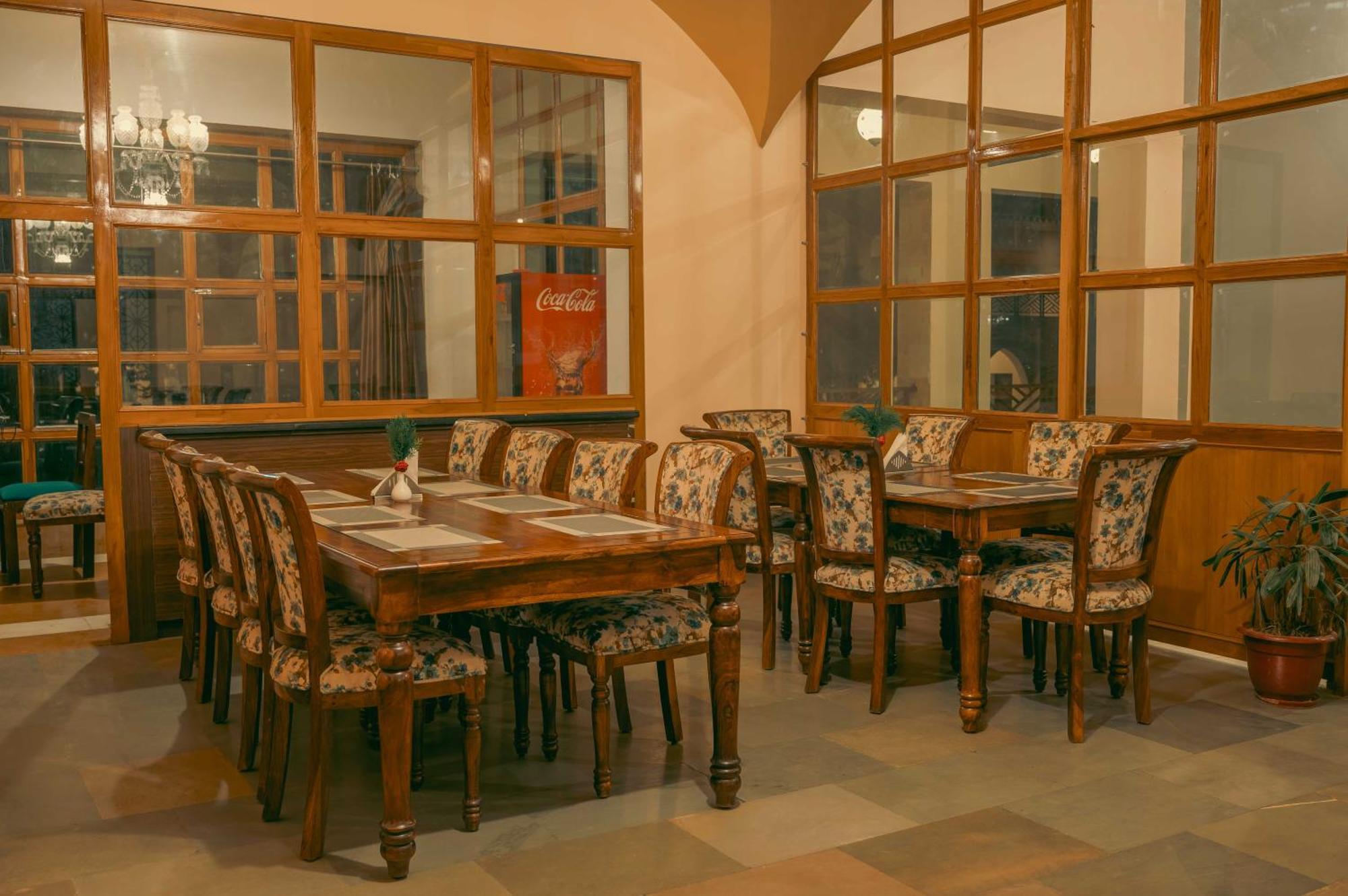 Abhyaran Resort & Spa Ranthambore 萨瓦伊马多普尔 外观 照片