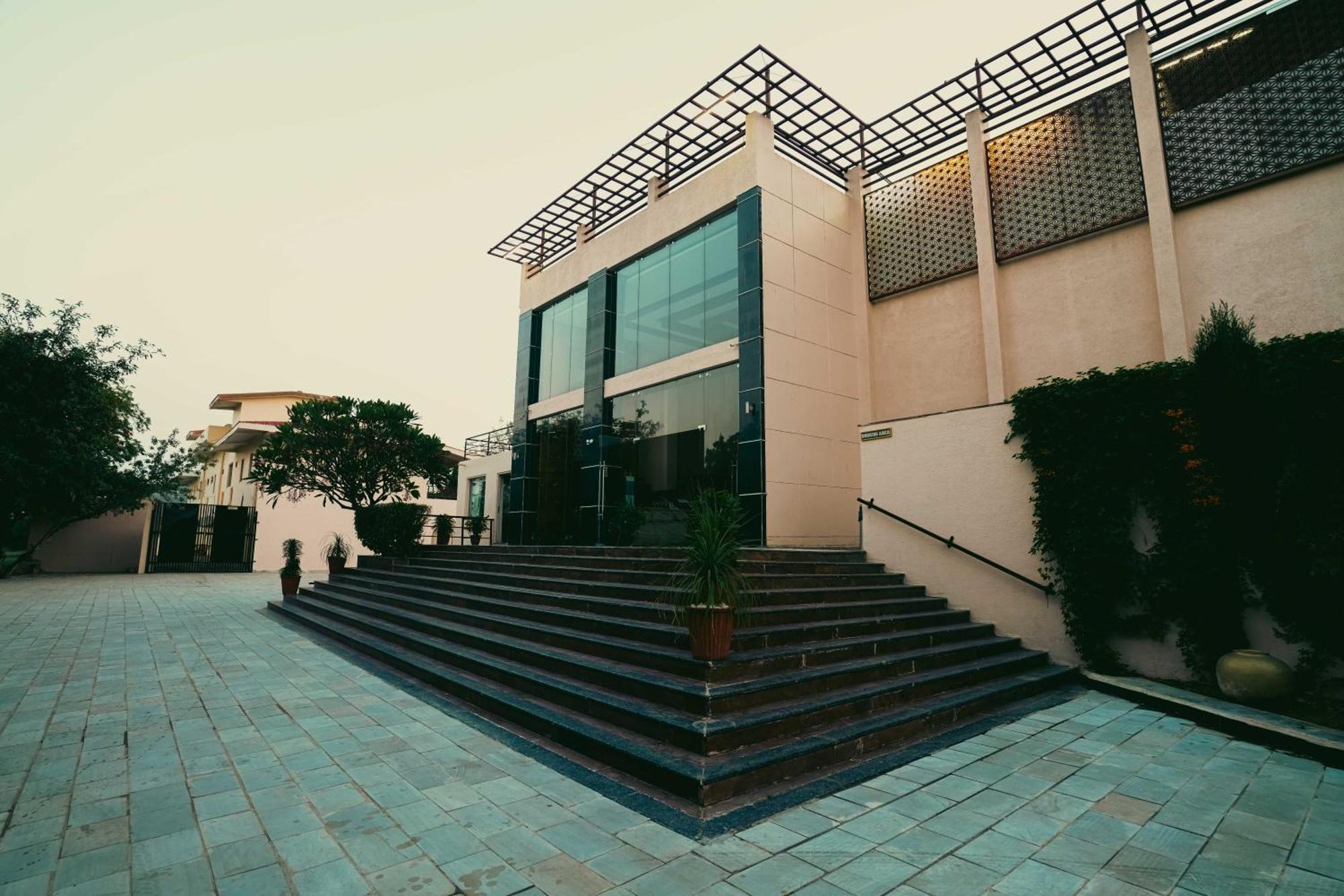 Abhyaran Resort & Spa Ranthambore 萨瓦伊马多普尔 外观 照片