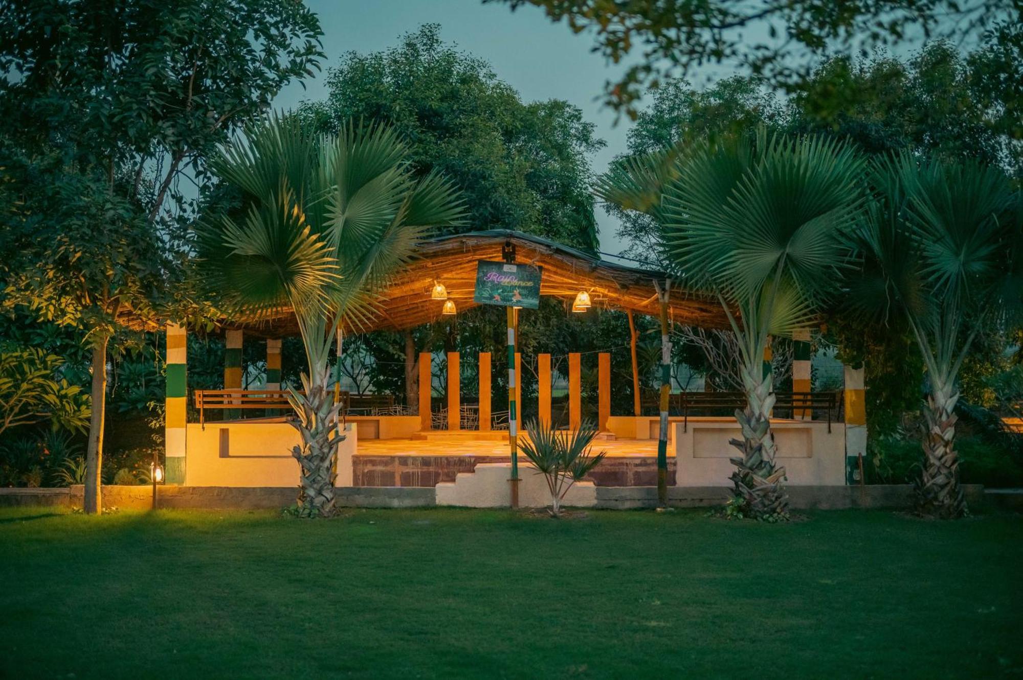 Abhyaran Resort & Spa Ranthambore 萨瓦伊马多普尔 外观 照片