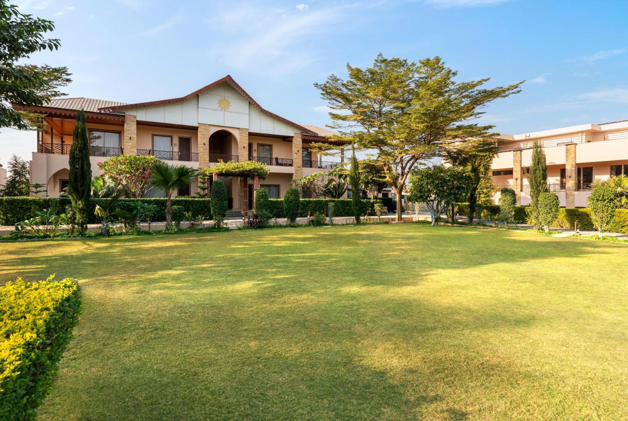 Abhyaran Resort & Spa Ranthambore 萨瓦伊马多普尔 外观 照片