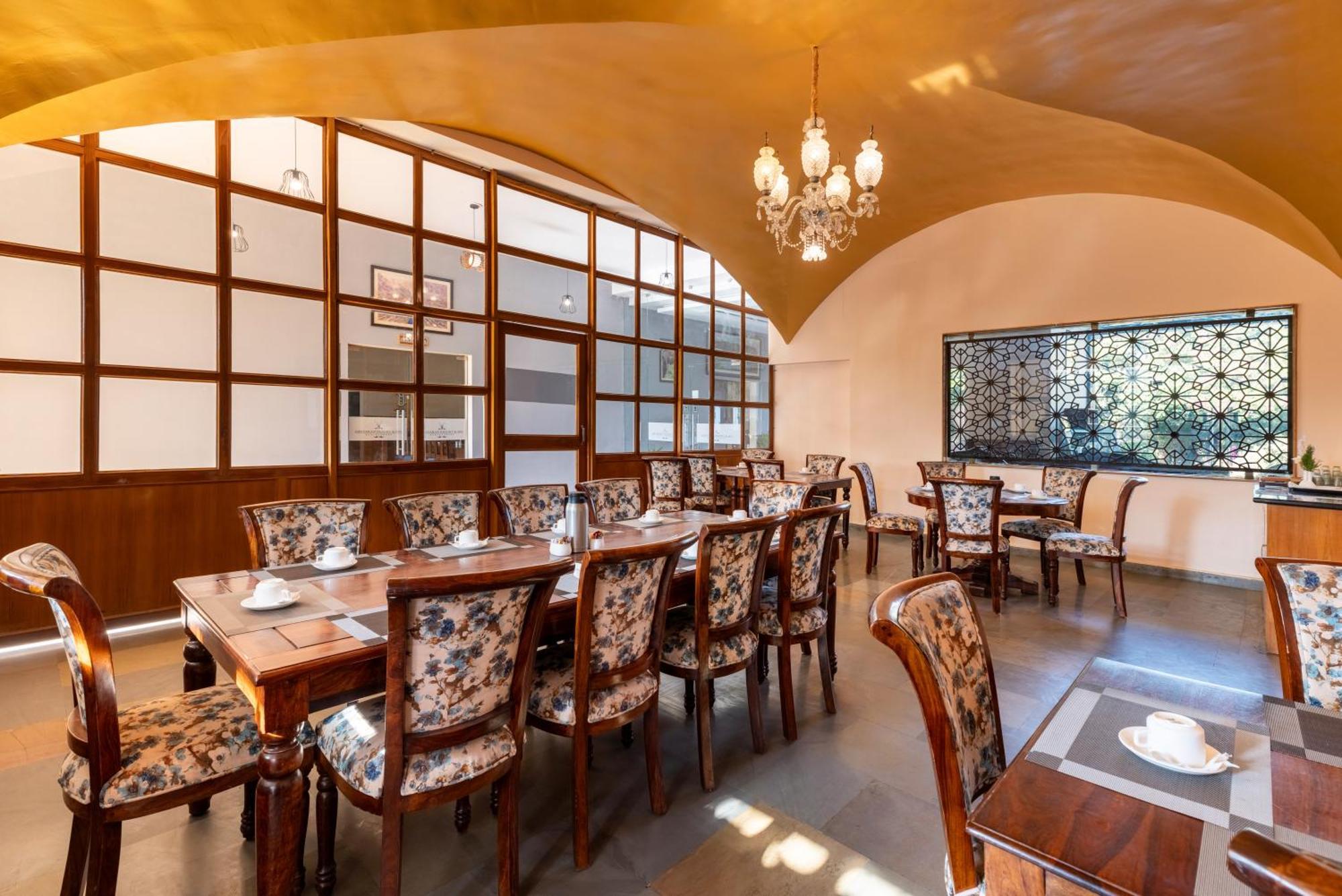 Abhyaran Resort & Spa Ranthambore 萨瓦伊马多普尔 外观 照片