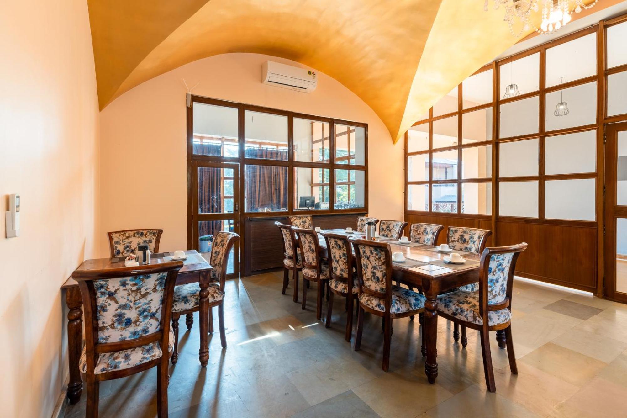 Abhyaran Resort & Spa Ranthambore 萨瓦伊马多普尔 外观 照片